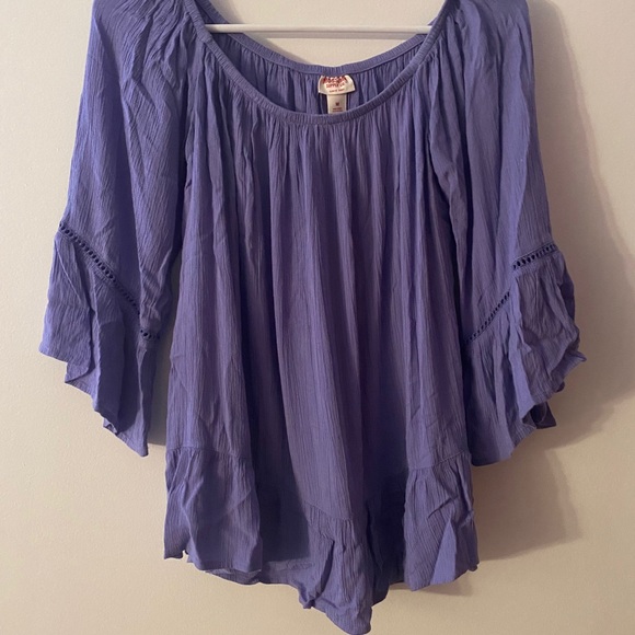 Off the shoulder long sleeve - Picture 1 of 2